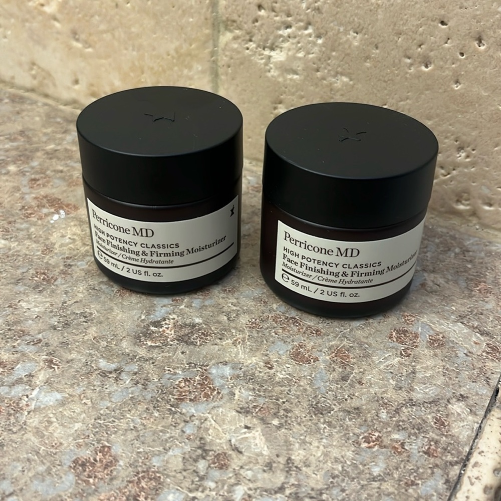 Perricone MD | HIGH POTENCY CLASSICS Face Finishing &
Firming Moisturizer 120ml